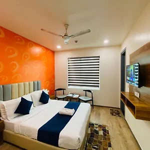 3* Hotel 7 Star Paschim Vihar Couple Friendly